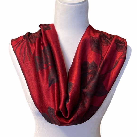 Beautiful Pashmina Silk Scarf/ Shawl NEW - Picture 3 of 8